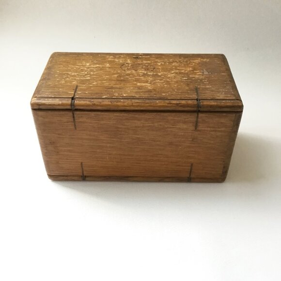 Antique Singer Wooden Fold Out Puzzle Box and Sewing Machine Attachments - Picture 7 of 12